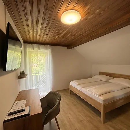 Bed & Breakfast Haus Dietrich Am Red Bull Ring Spielberg Bei Knittelfeld