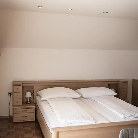 Haus Dietrich Am Red Bull Ring * Spielberg Bei Knittelfeld