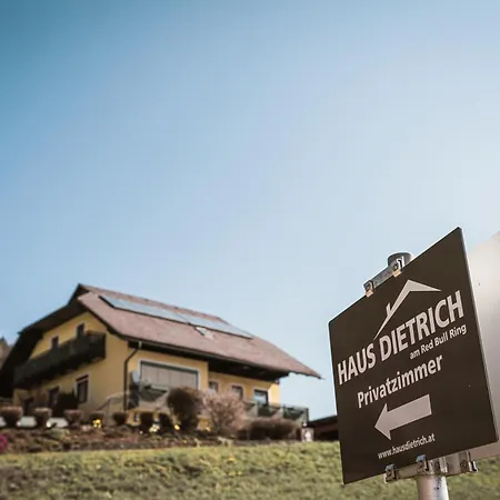 Haus Dietrich Am Red Bull Ring Frühstückspension *