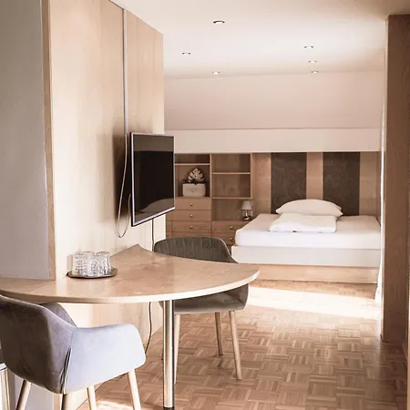 Haus Dietrich Am Red Bull Ring Bed & Breakfast *
