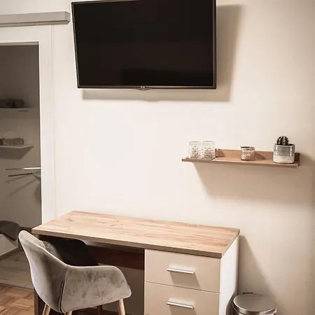 Panzió Haus Dietrich Am Red Bull Ring