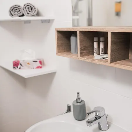 Panzió Haus Dietrich Am Red Bull Ring Spielberg Bei Knittelfeld