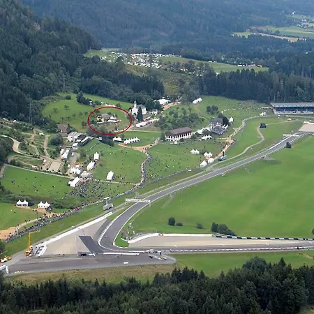 Haus Dietrich Am Red Bull Ring Alojamento de Acomodação e Pequeno-almoço Spielberg Bei Knittelfeld