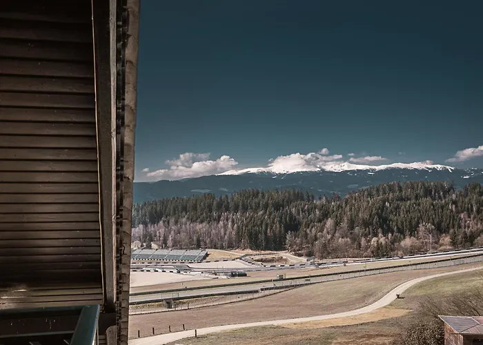 Haus Dietrich Am Red Bull Ring Bed & Breakfast